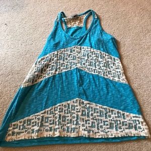 Blue tank with cream details